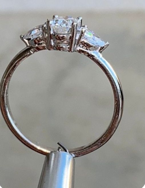 Anillo "Luz de Aurora"