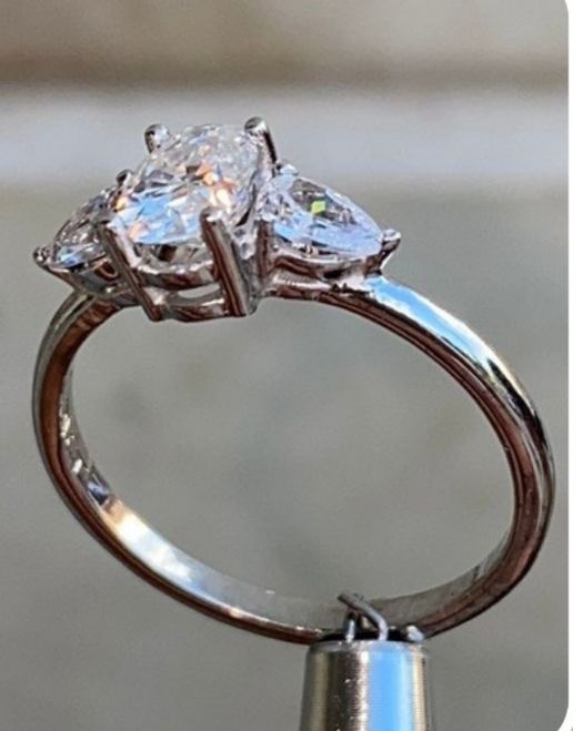 Anillo "Luz de Aurora"