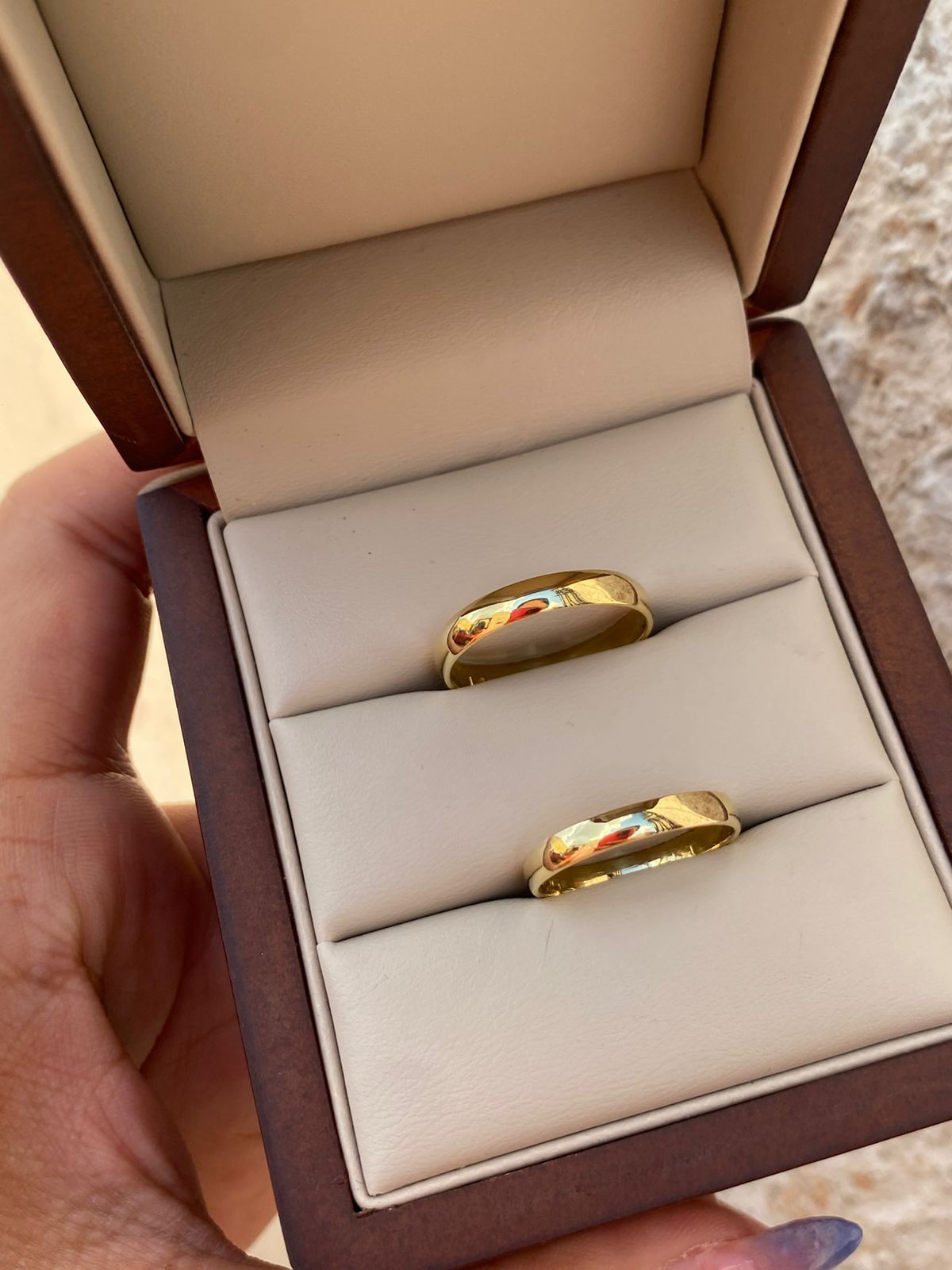 Argollas de matrimonio "Esencia Dorada"